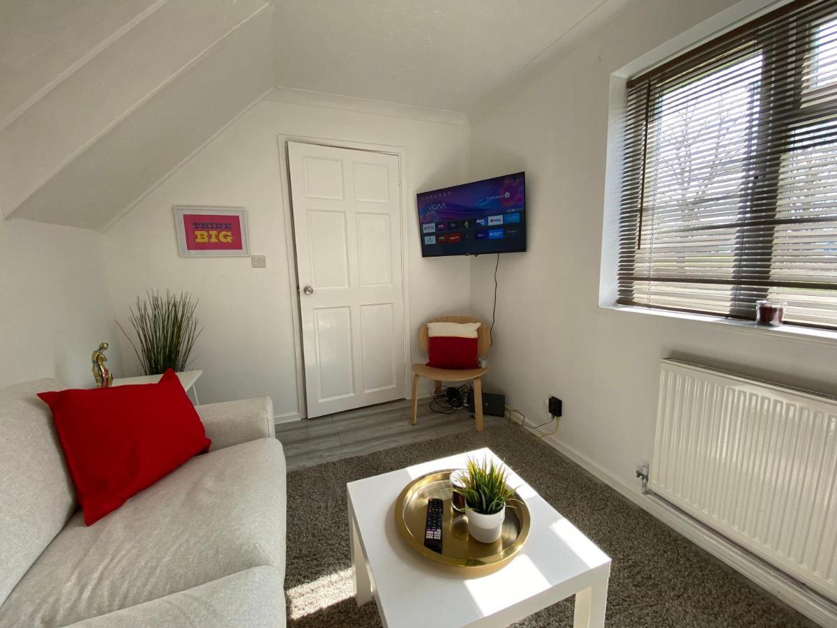 Host & Stay - Cotman Close มิลตันคีนส์ ภายนอก รูปภาพ