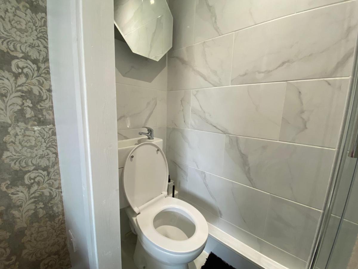 Host & Stay - Cotman Close มิลตันคีนส์ ภายนอก รูปภาพ