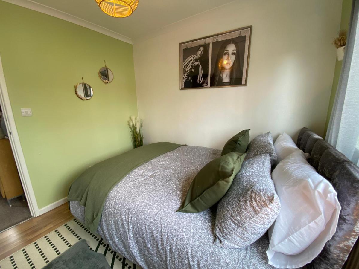 Host & Stay - Cotman Close มิลตันคีนส์ ภายนอก รูปภาพ