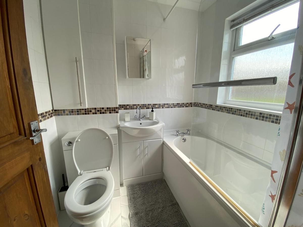 Host & Stay - Cotman Close มิลตันคีนส์ ภายนอก รูปภาพ